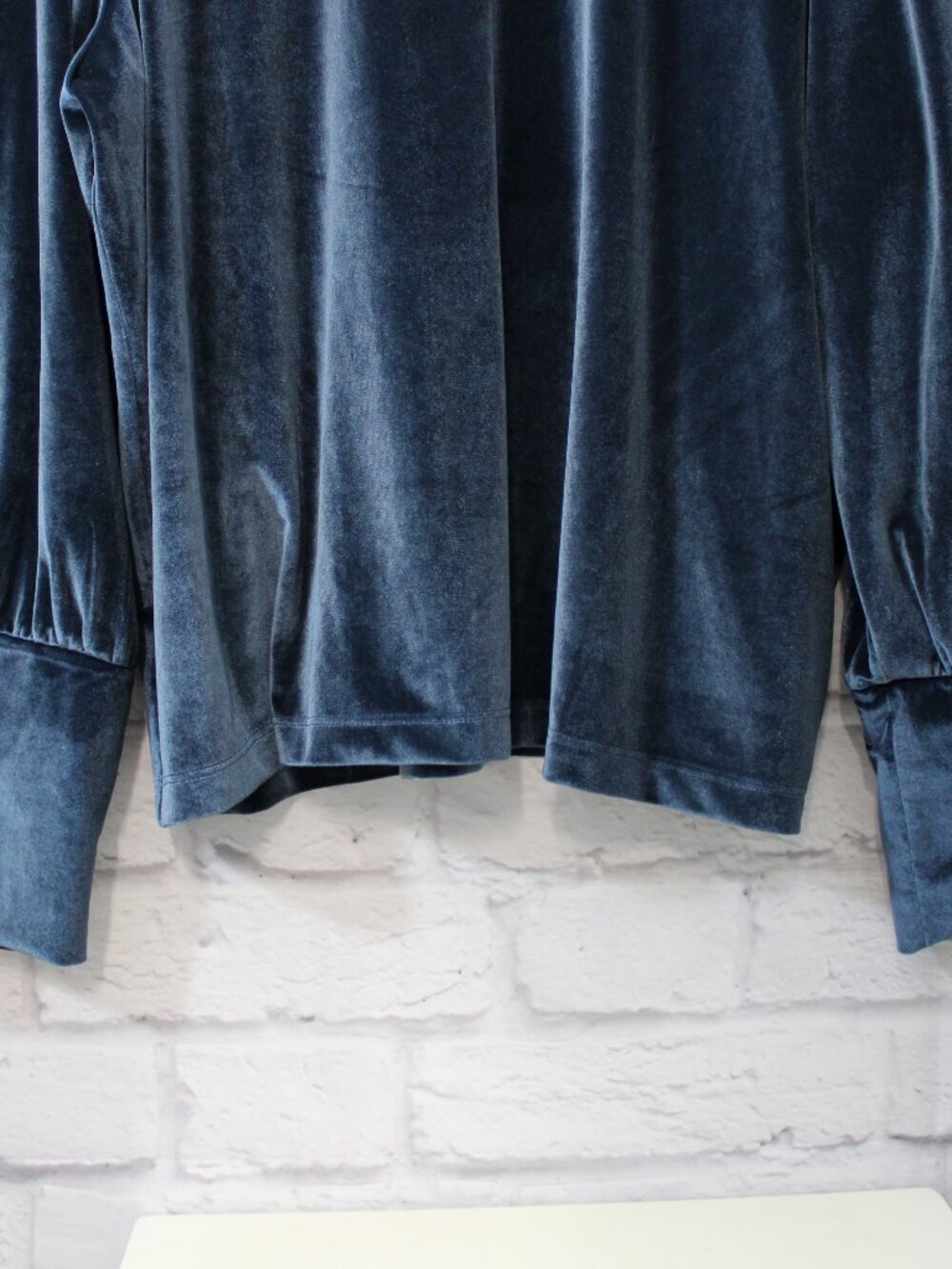 Loft Velvet Blouse Extra Large Blue Longsleeve Holiday Christmas Dressy Winter - Picture 2 of 8